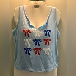 Vynyl Bow Graphic print V neck tank top size XLarge New With tags